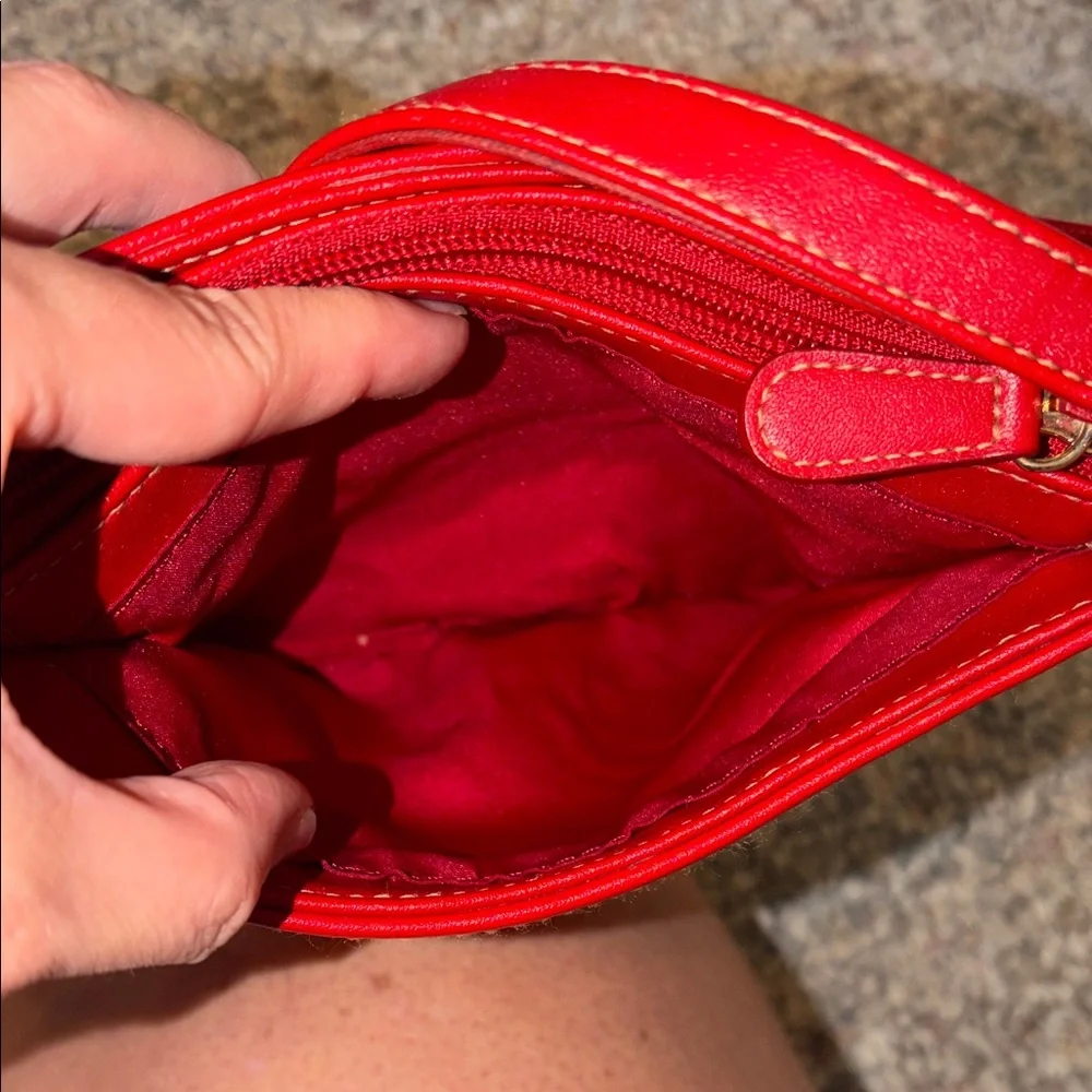 Liz Claiborne Red Small Shoulder Bag - Picture 5 of 7